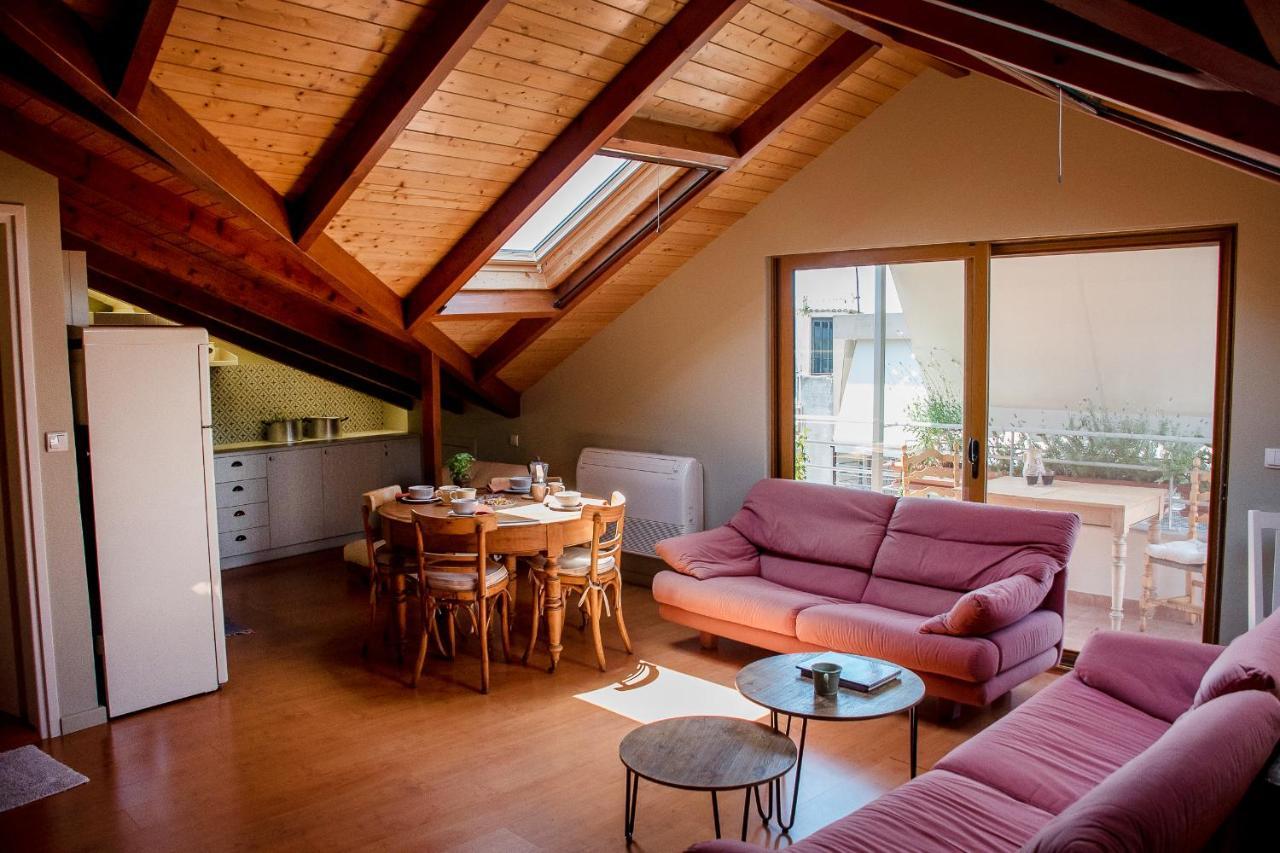 Country Style Attic In The Heart Of Preveza