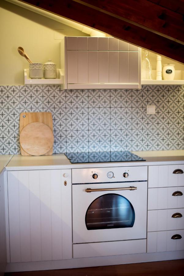 Apartment Country Style Attic In The Heart Of Preveza